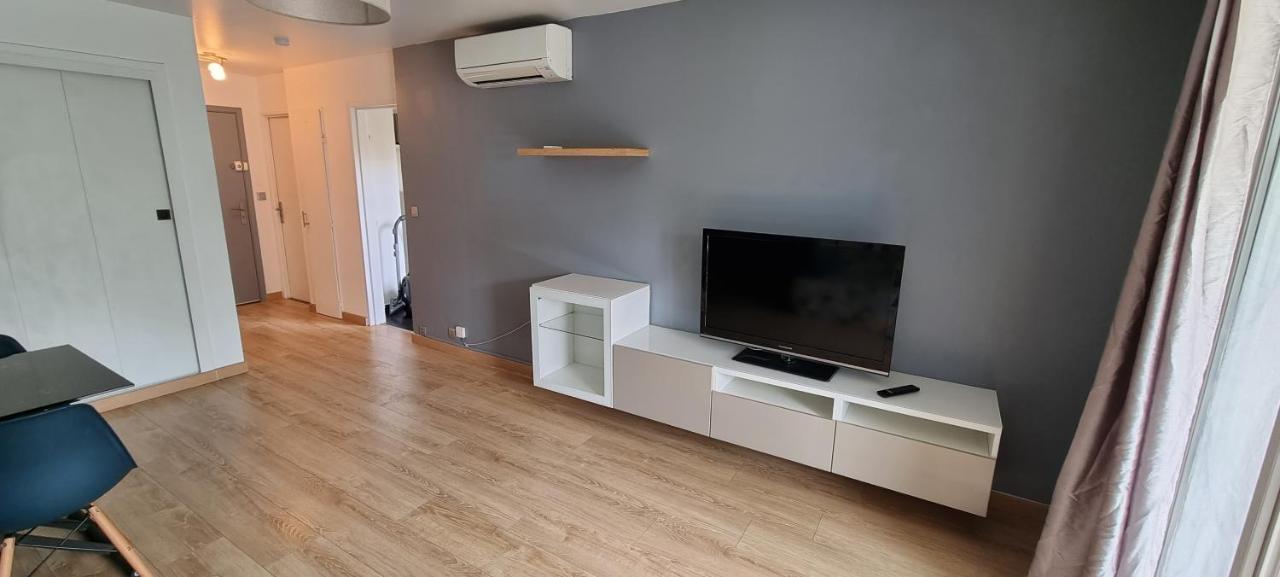 Appartement Studio avec jardin Fréjus Extérieur photo